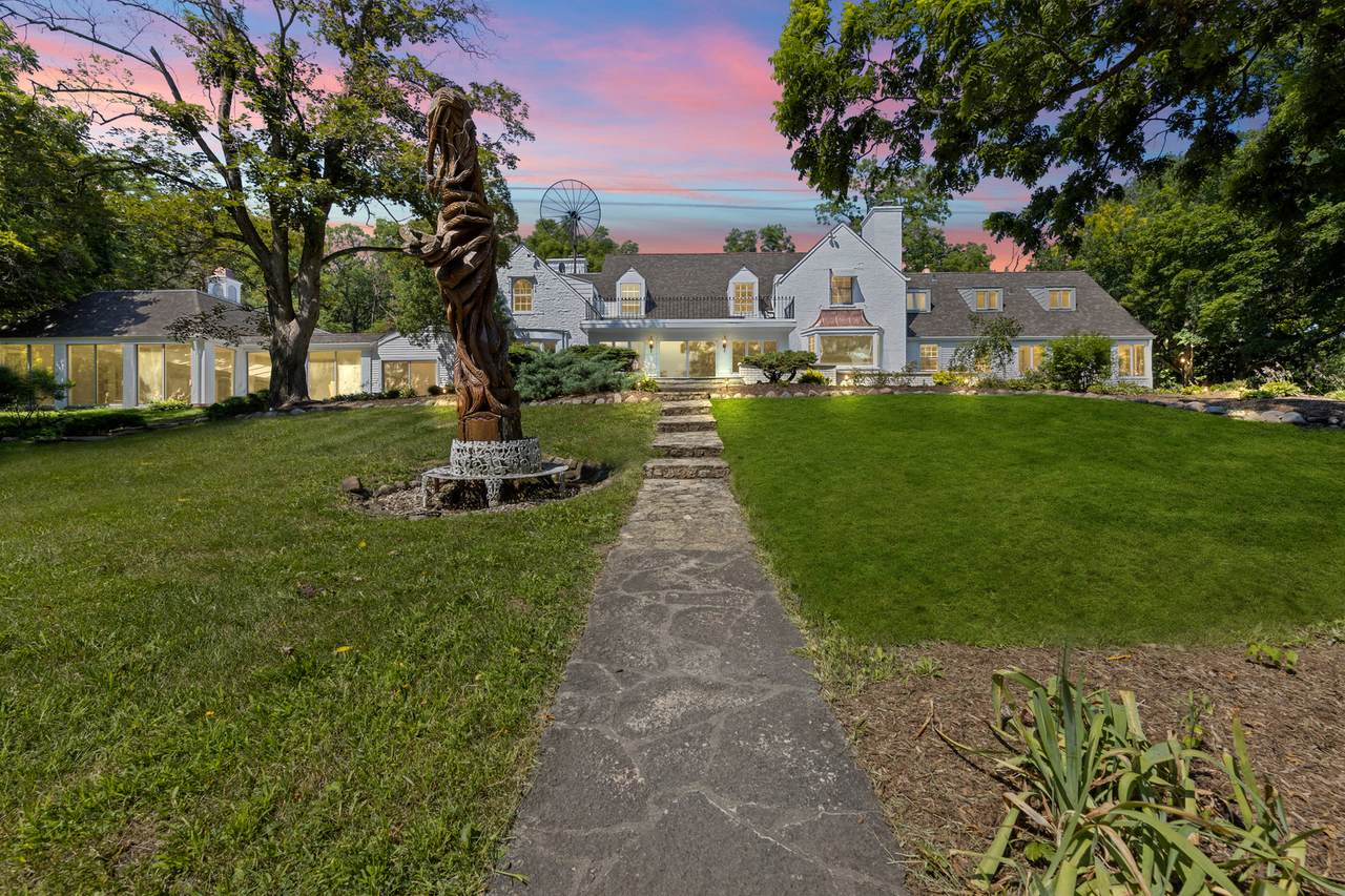 9210 Country Club Road - Photo 1