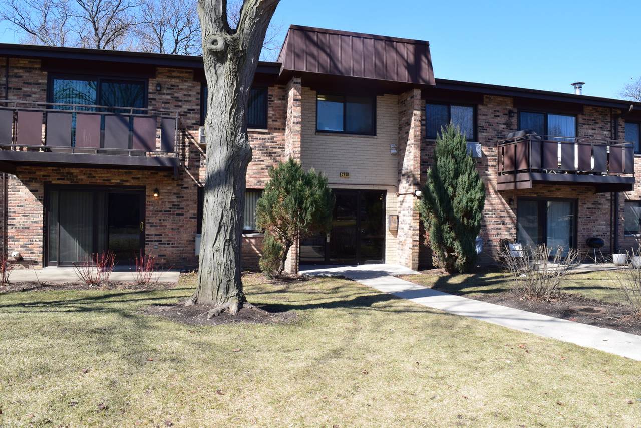 2618 Windsor Drive - Photo 1