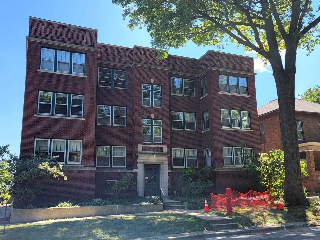 207 Washington Street - Photo 1