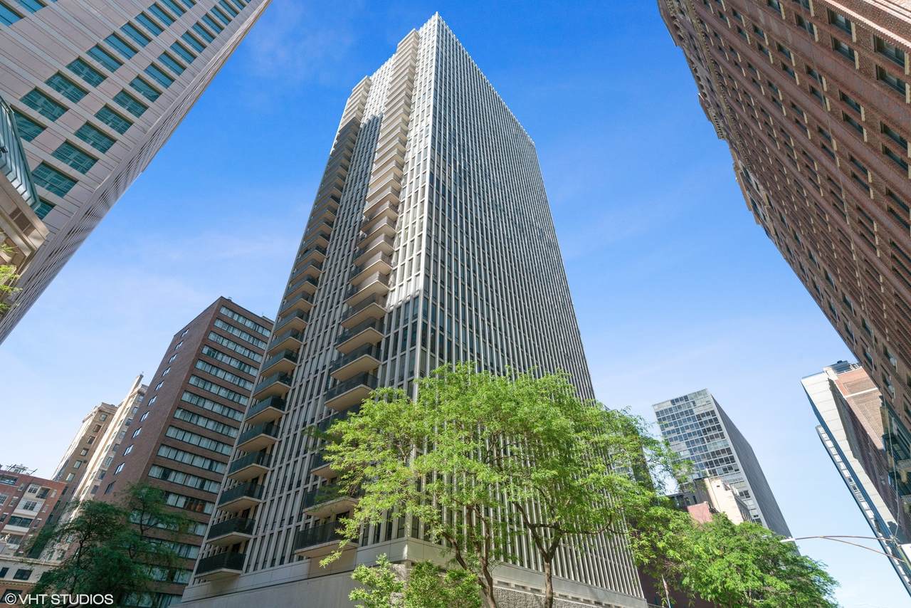 200 Delaware Place - Photo 1