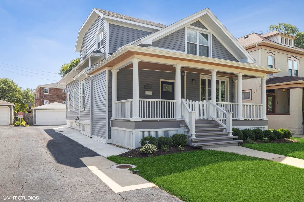 33 Stone Avenue - Photo 1