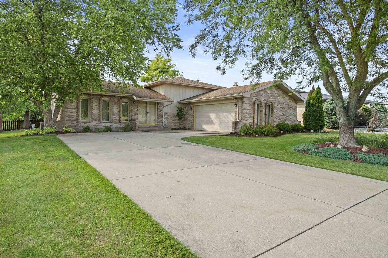 3486 Dale Drive - Photo 1