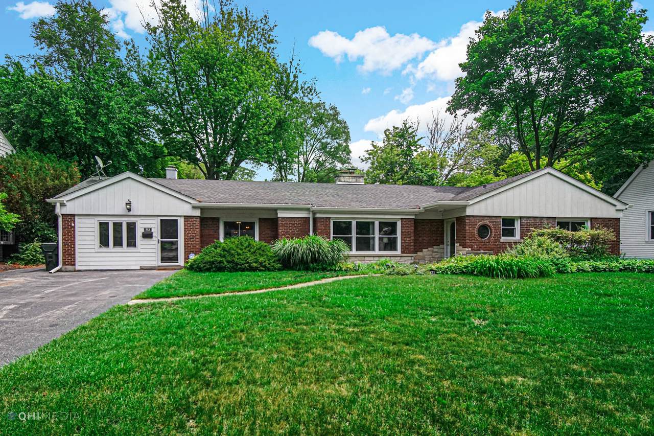 915 Argyle Avenue - Photo 1