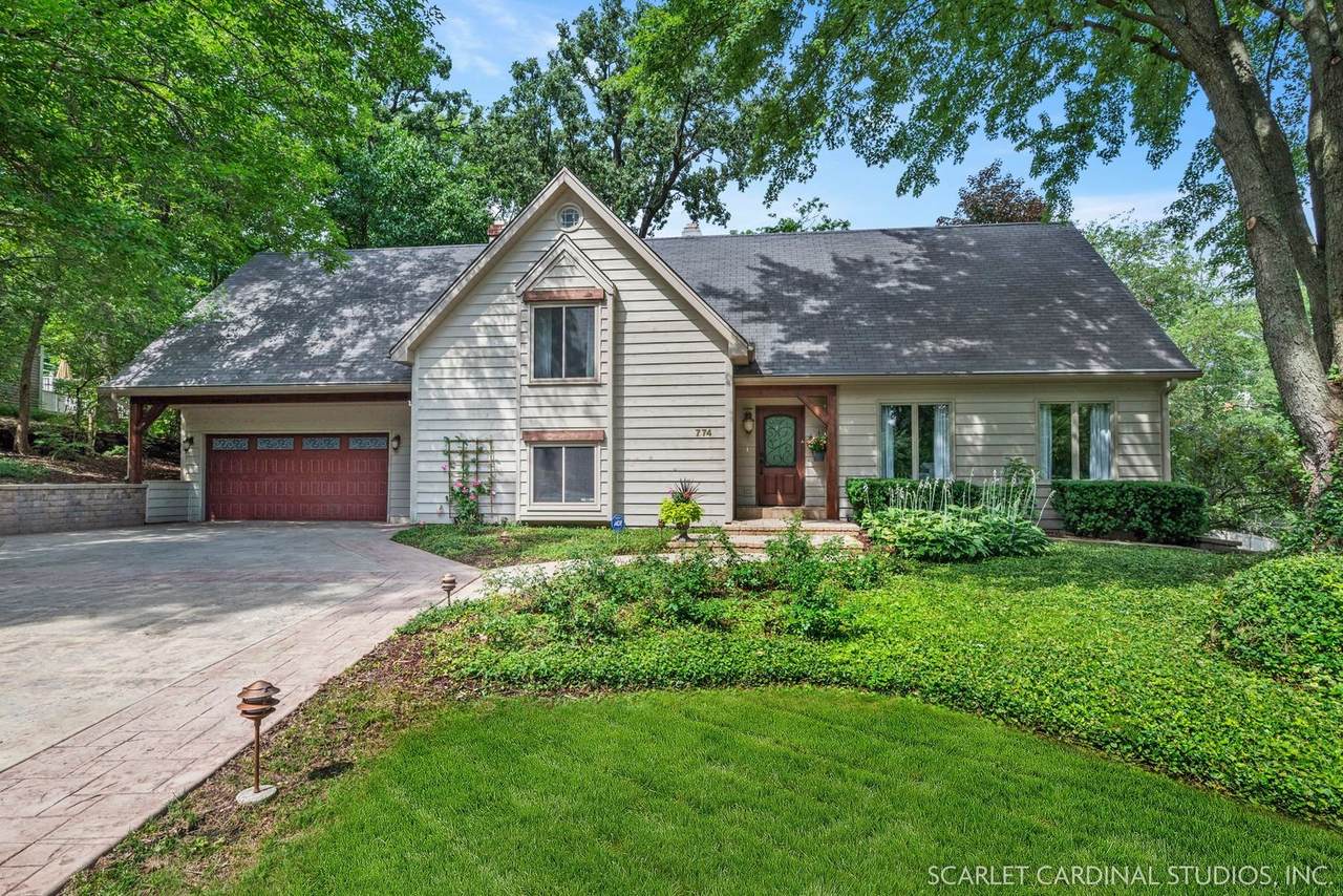 22W774 Kings Court - Photo 1