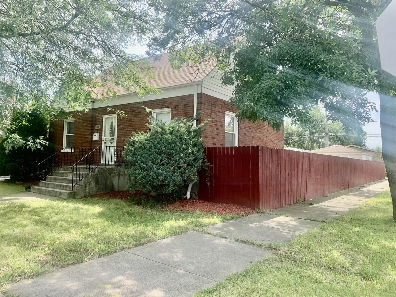 9400 Lowe Avenue - Photo 1