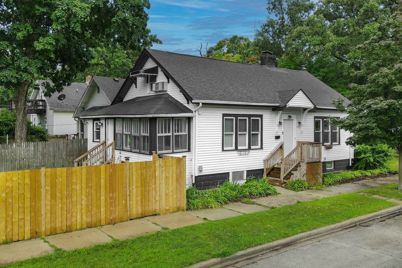 1023 Ridgeland Avenue - Photo 1