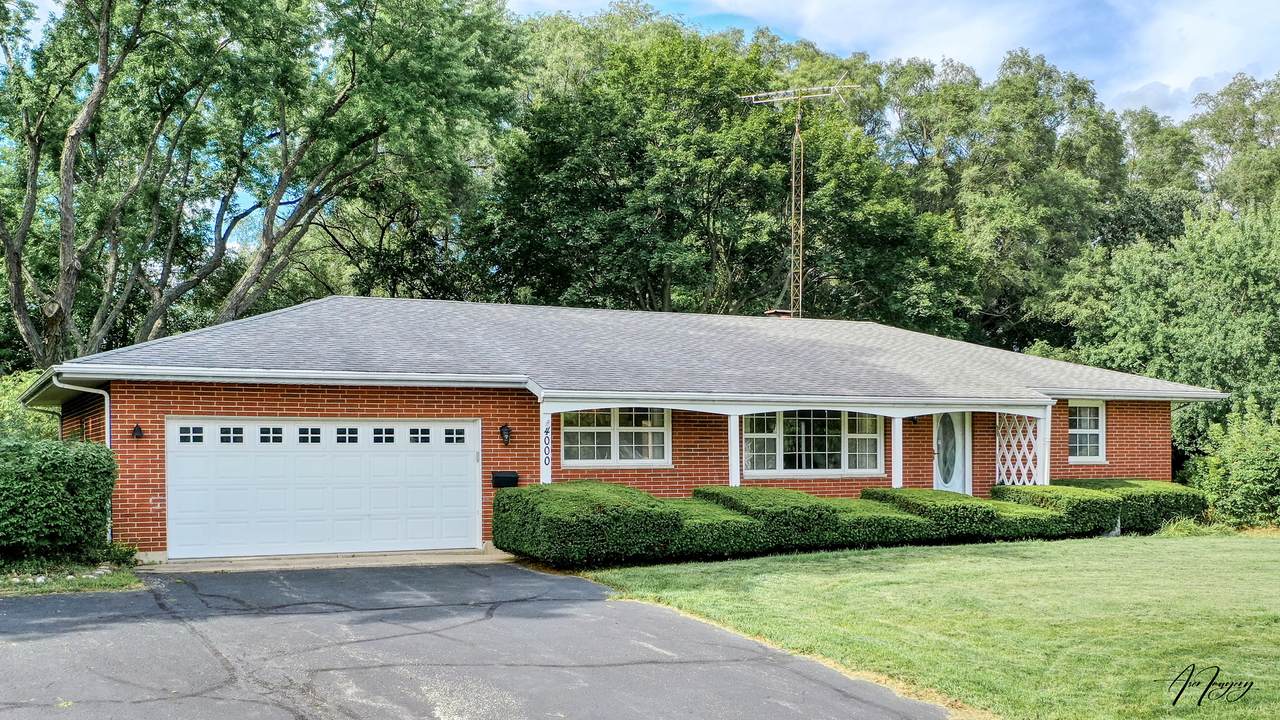 4000 Maple Avenue - Photo 1