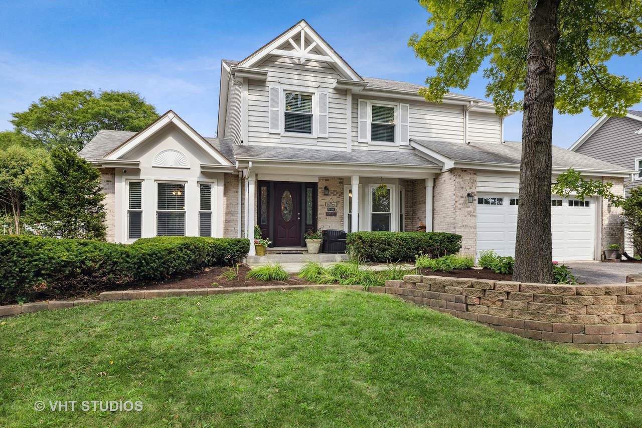 920 Elm Street - Photo 1