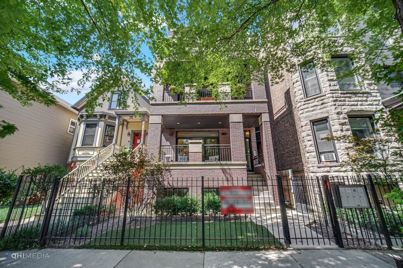 3214 Seminary Avenue - Photo 1