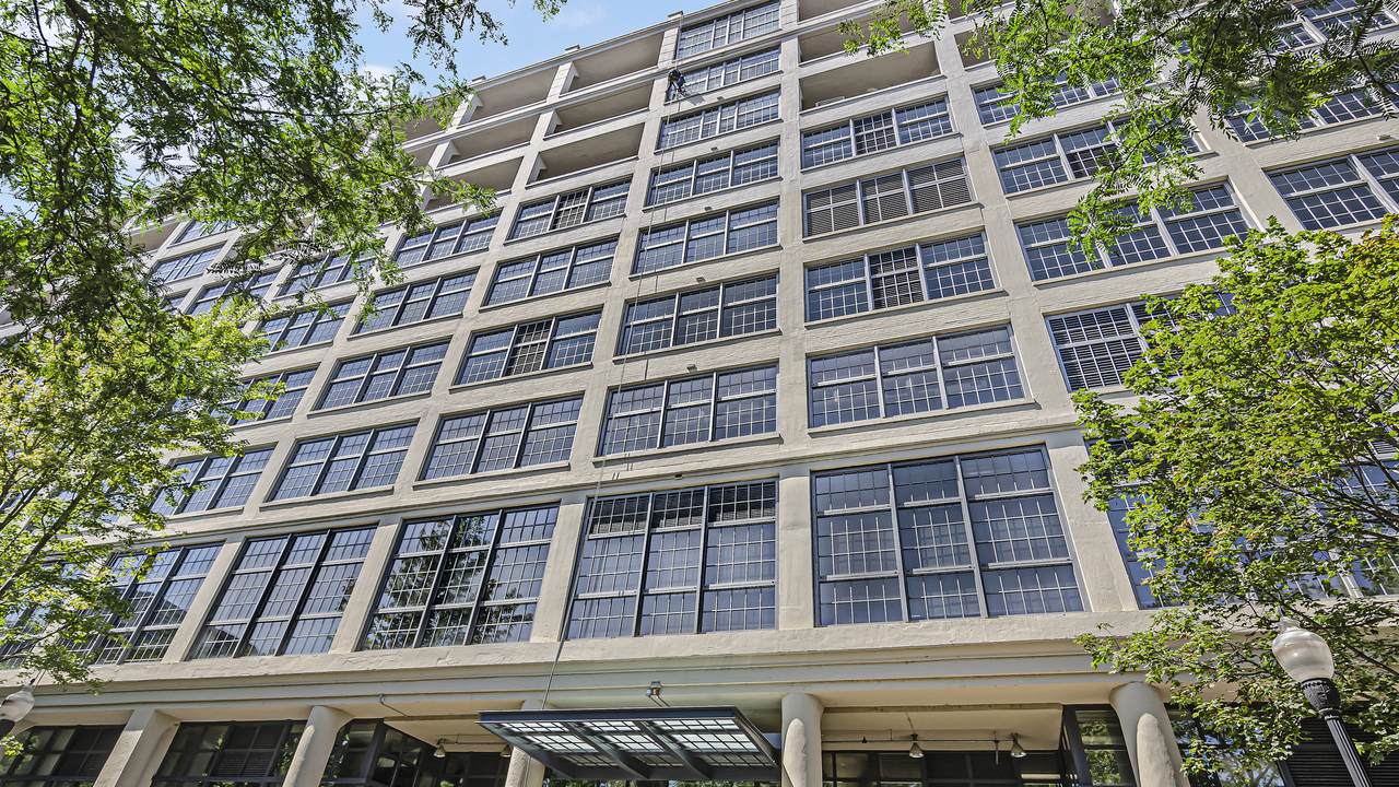 900 Kingsbury Street - Photo 1