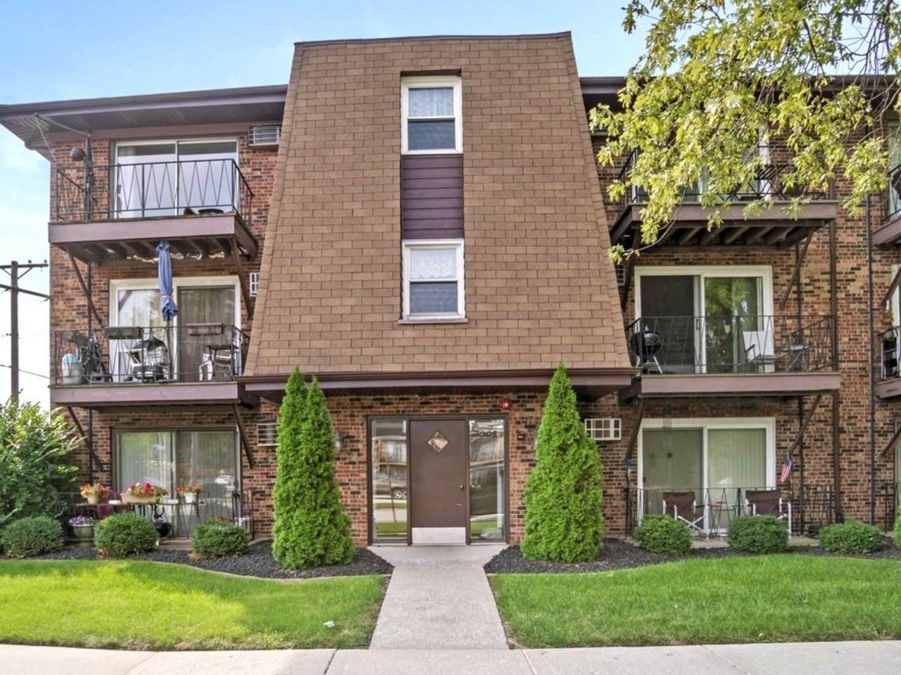 7005 99TH Street - Photo 1