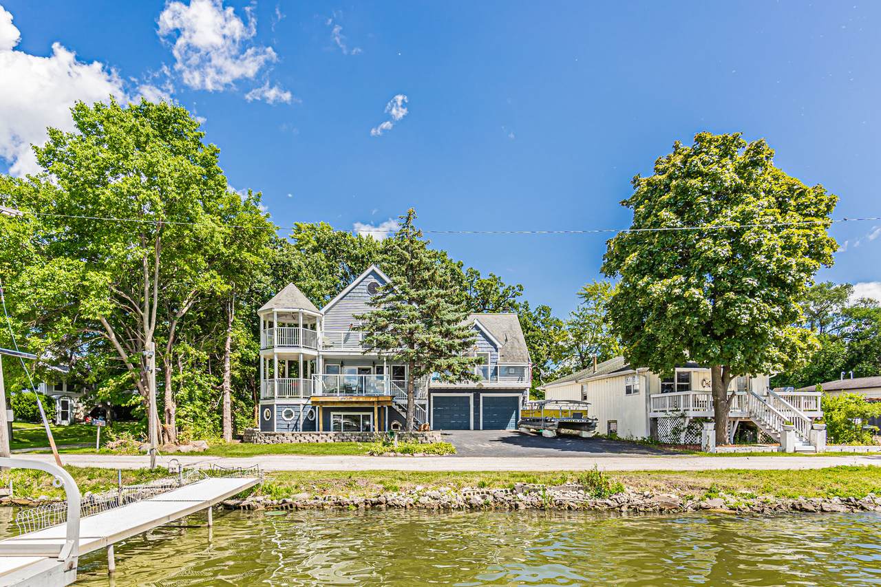 65 Wells Street - Photo 1