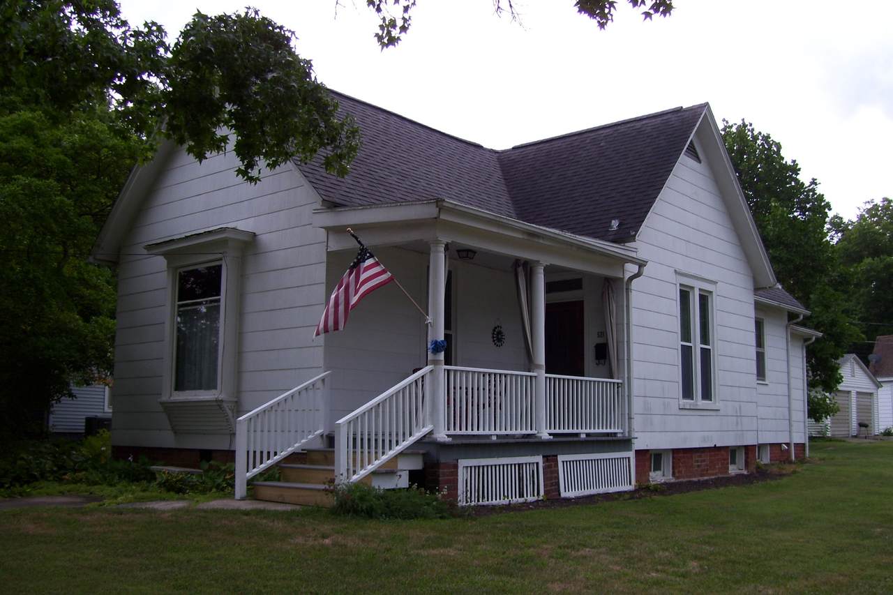 521 Main Street - Photo 1