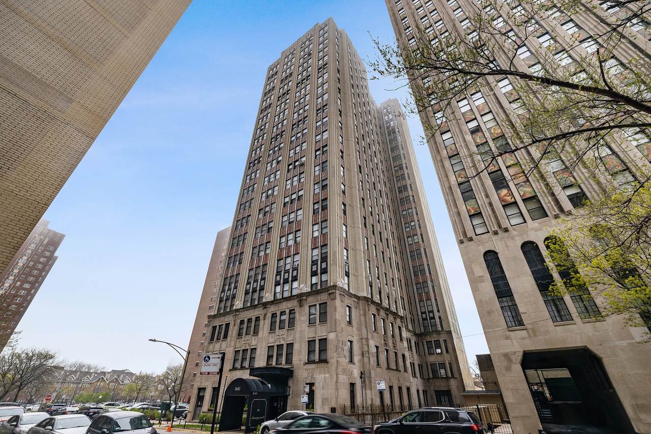 1640 50th Street - Photo 1