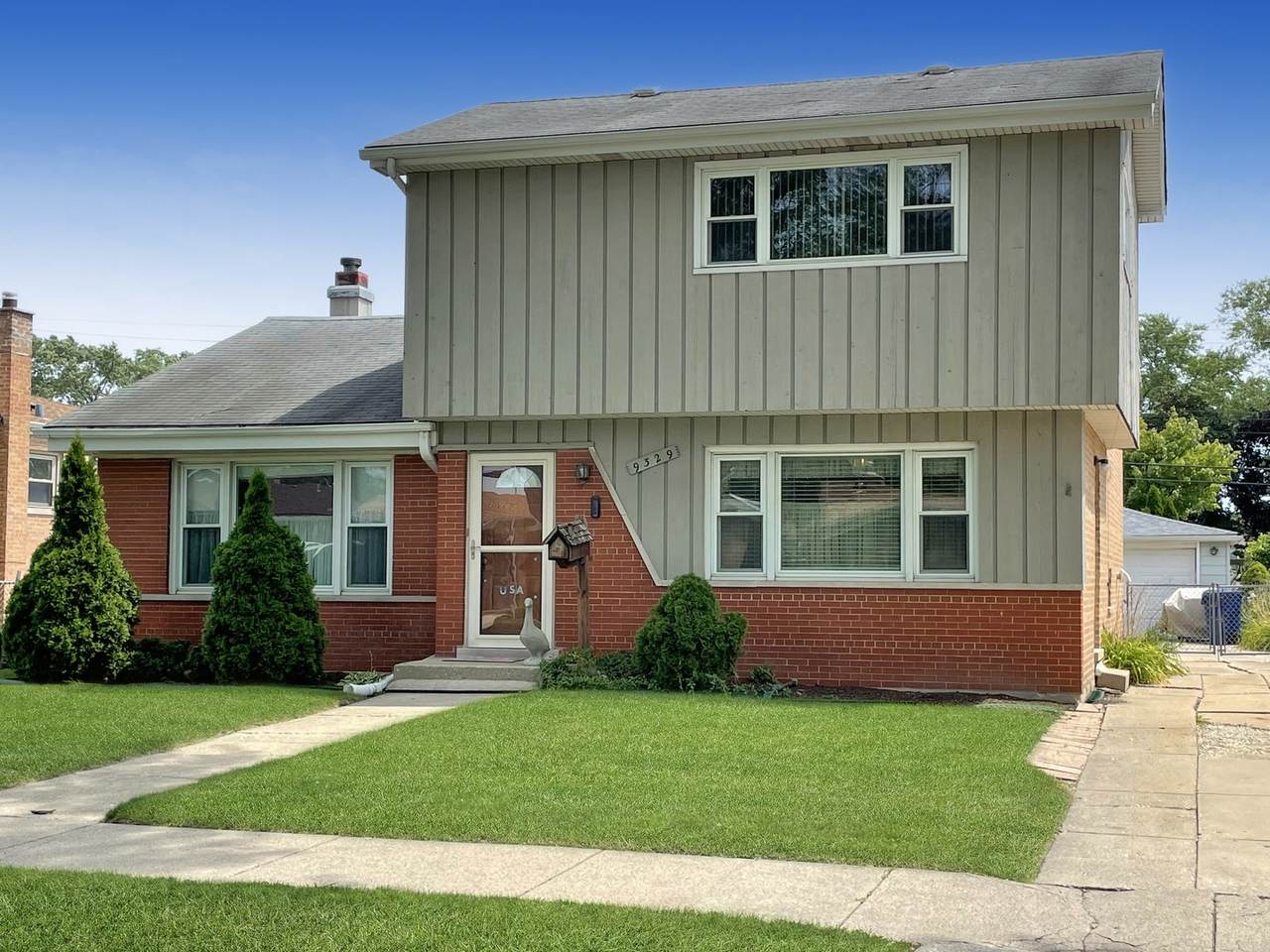 9329 Massasoit Avenue - Photo 1