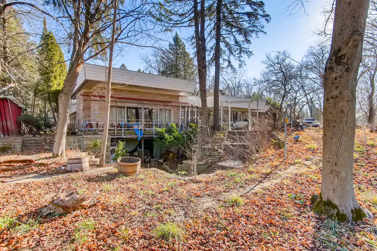 390 East River Road - Photo 1