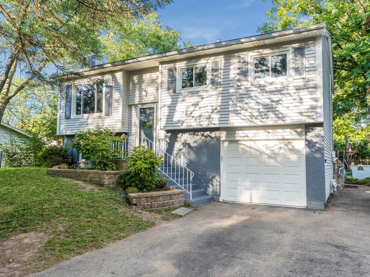 156 Bedford Road - Photo 1