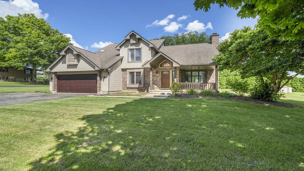 203 14th Street - Photo 1