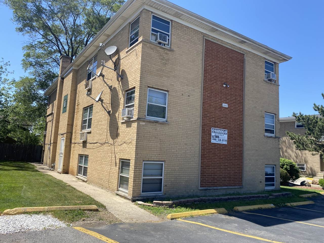 1440 1st Avenue - Photo 1