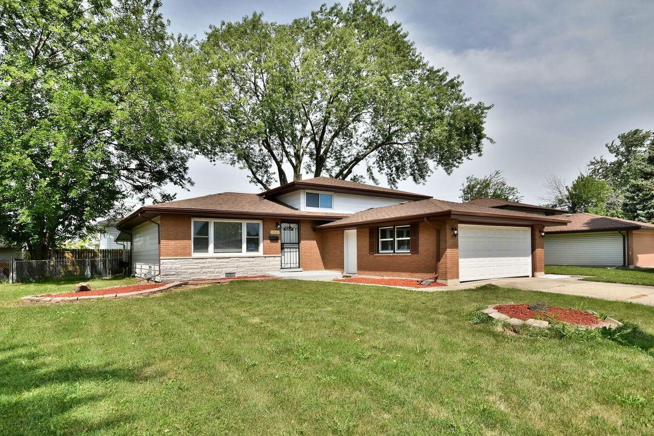 16824 Wausau Court - Photo 1