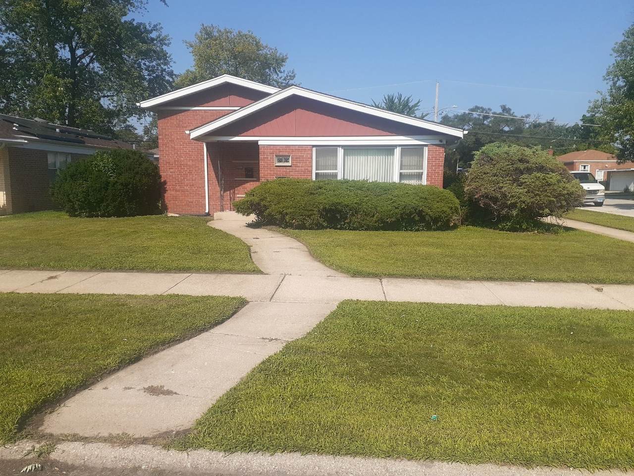 14500 Kenwood Avenue - Photo 1
