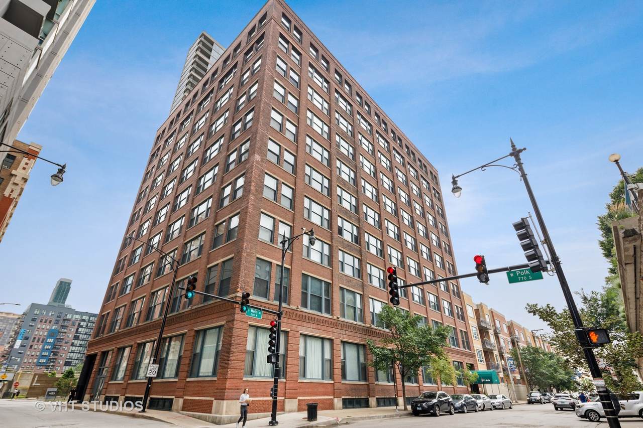 801 Wells Street - Photo 1