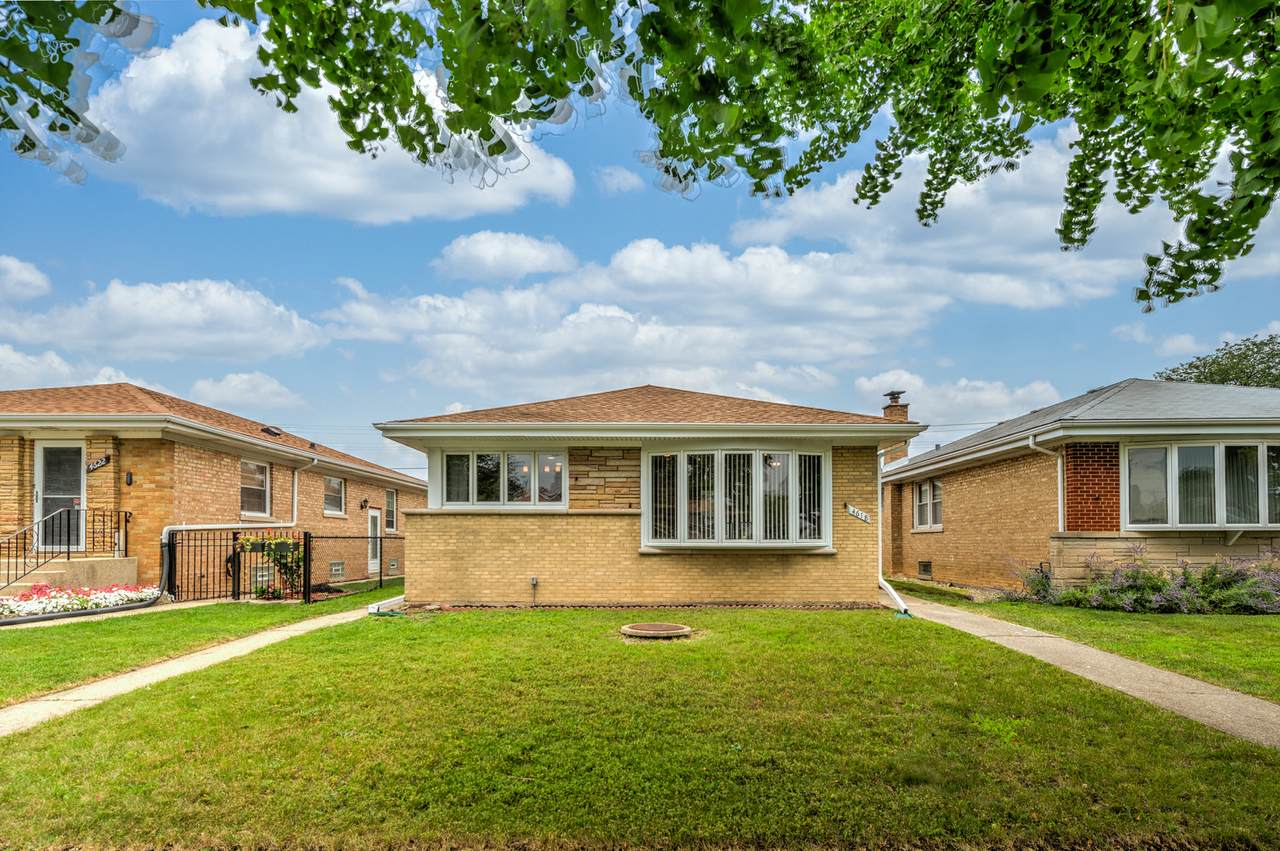 4618 Jerome Avenue - Photo 1