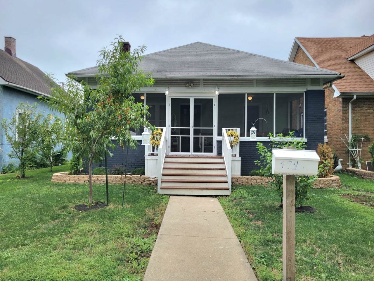 171 Dearborn Avenue - Photo 1