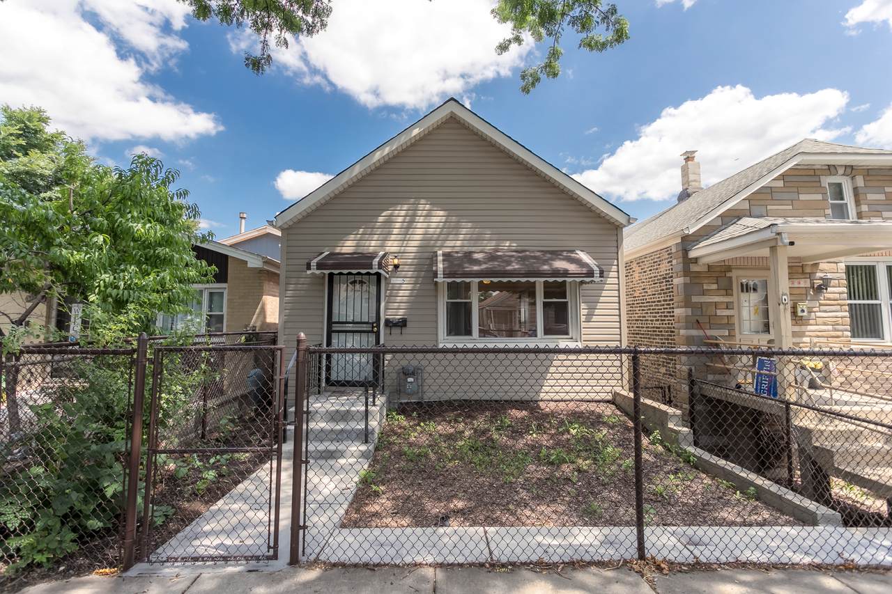 3305 Bell Avenue - Photo 1