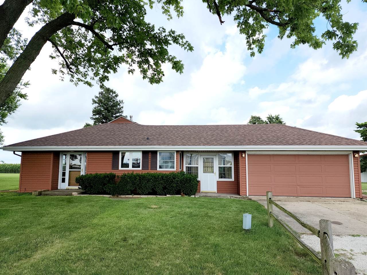 2672 100 East Road - Photo 1