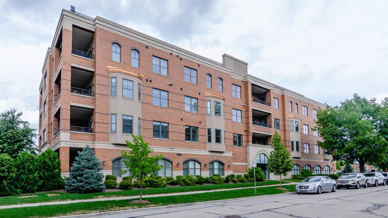 40 Ashland Avenue - Photo 1