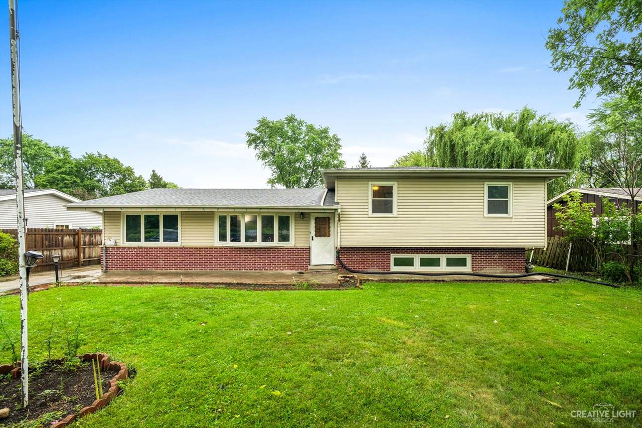 1N455 Main Street - Photo 1