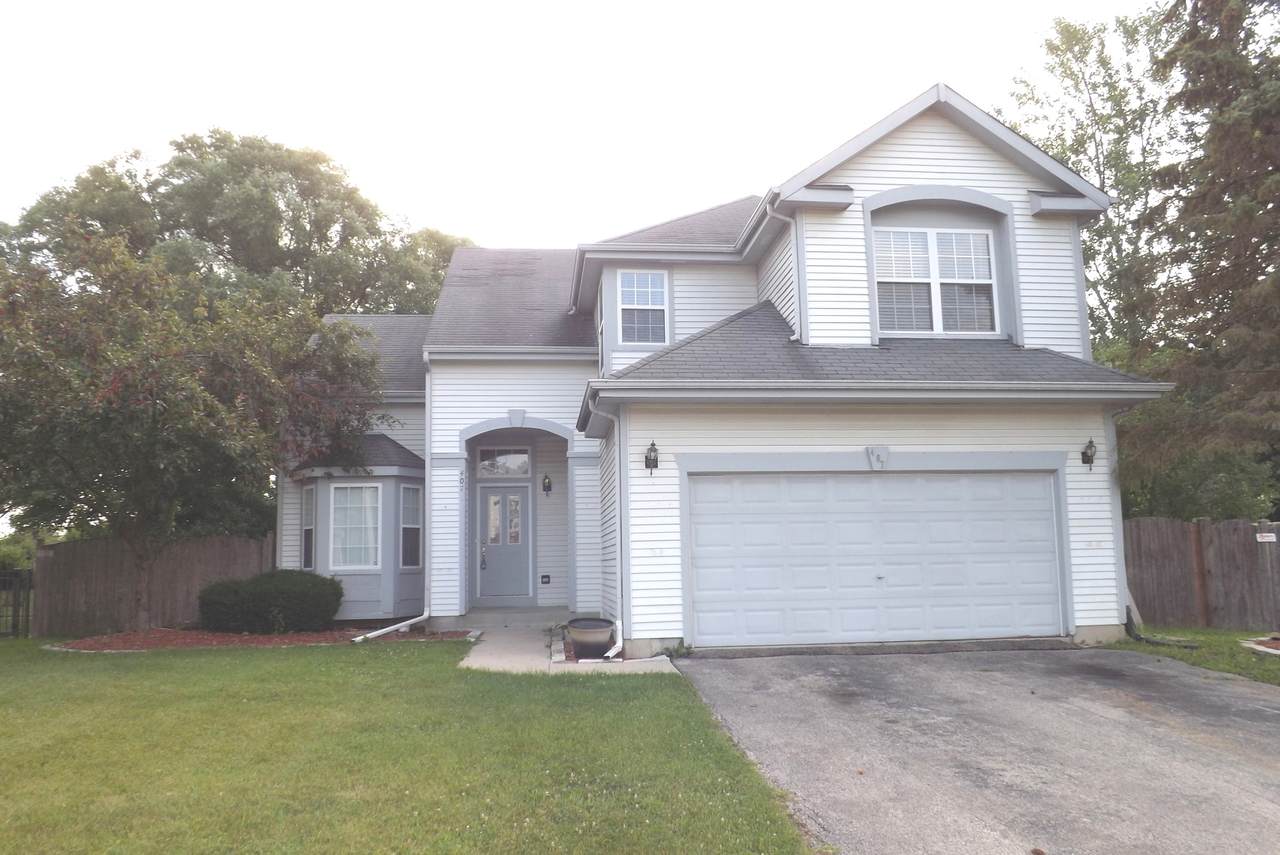 407 Haywood Drive - Photo 1