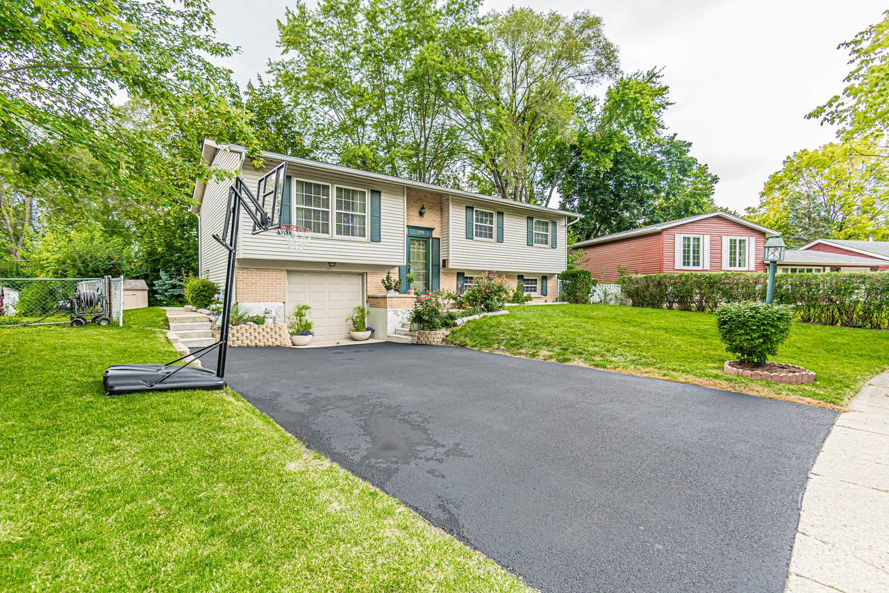 1051 Princeton Circle Drive - Photo 1