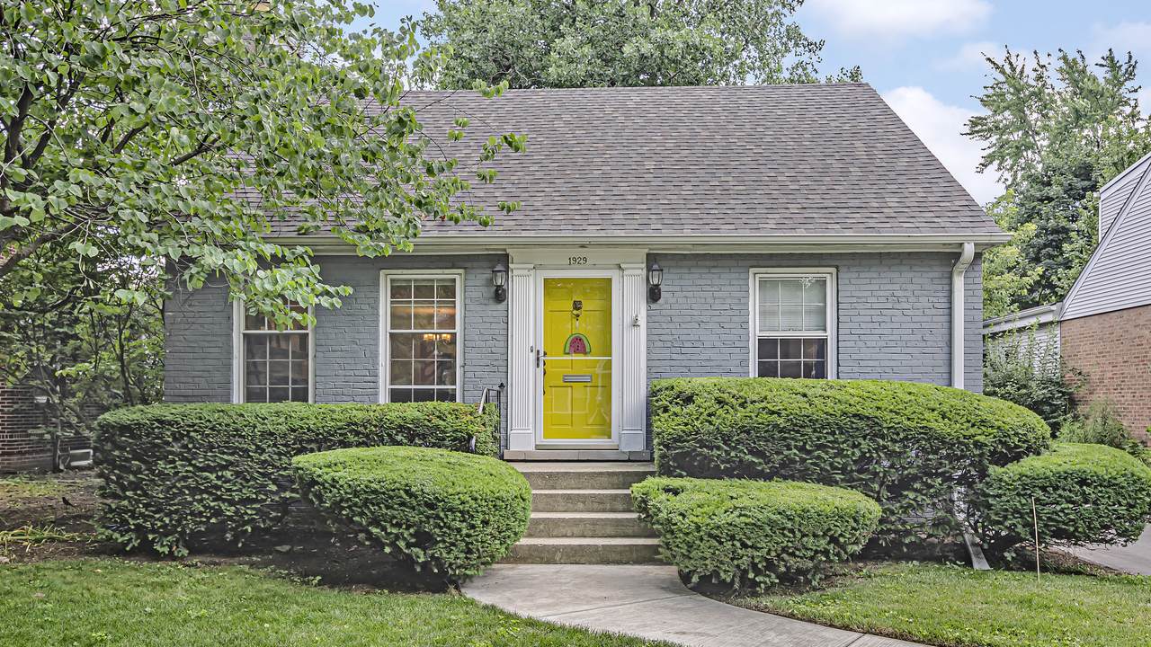 1929 Washington Avenue - Photo 1