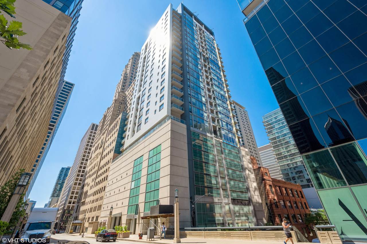 160 Illinois Street - Photo 1