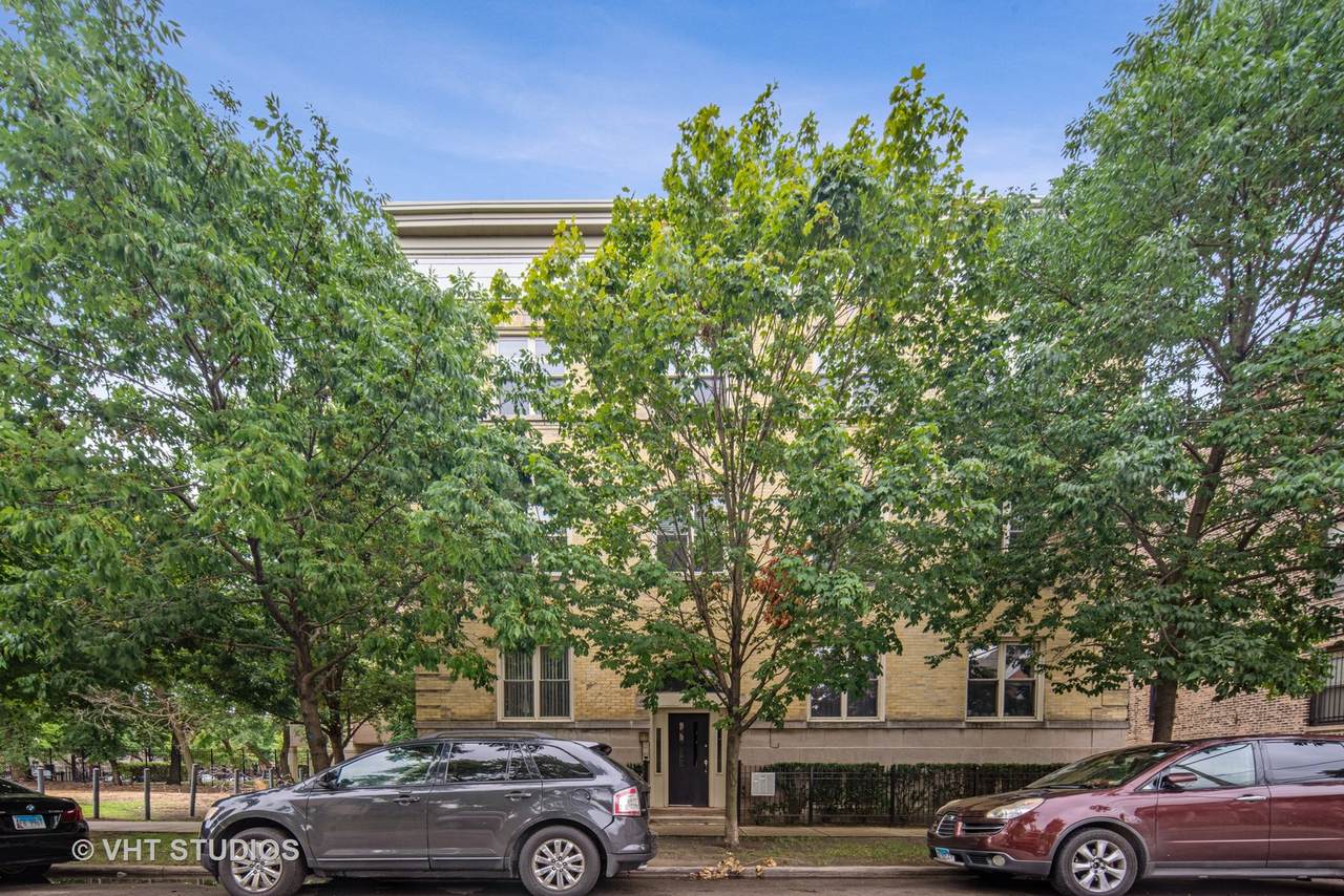 921 40th Street - Photo 1