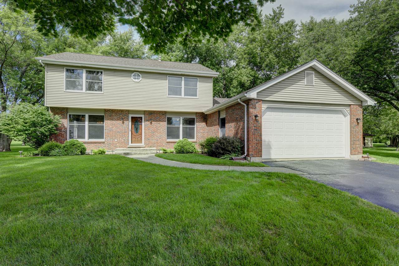 24547 Wildwood Court - Photo 1