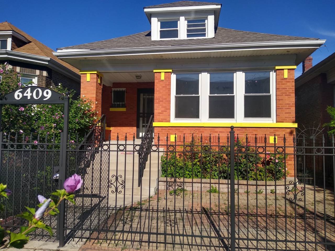 6409 Washtenaw Avenue - Photo 1