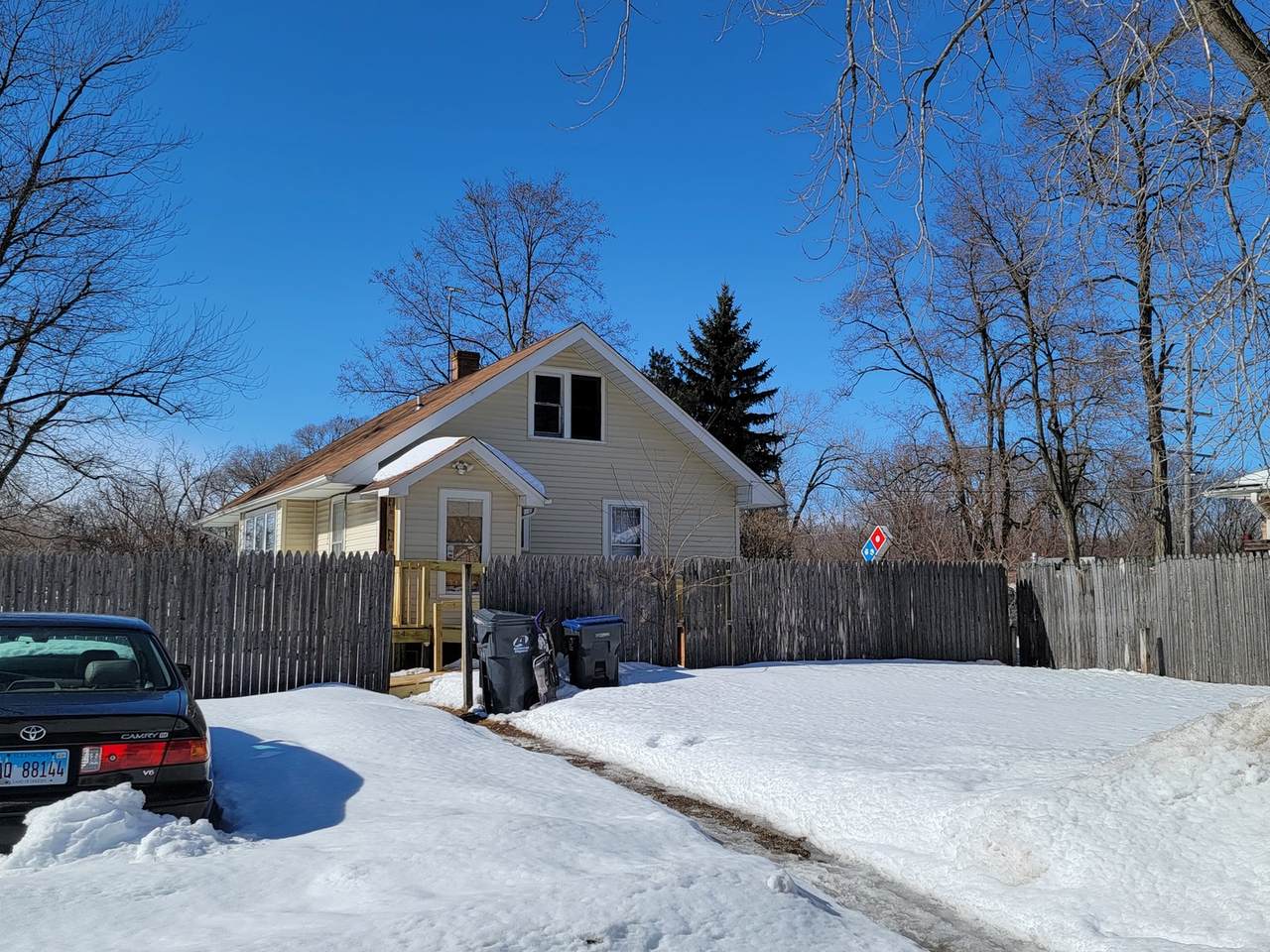 1903 Sheridan Road - Photo 1