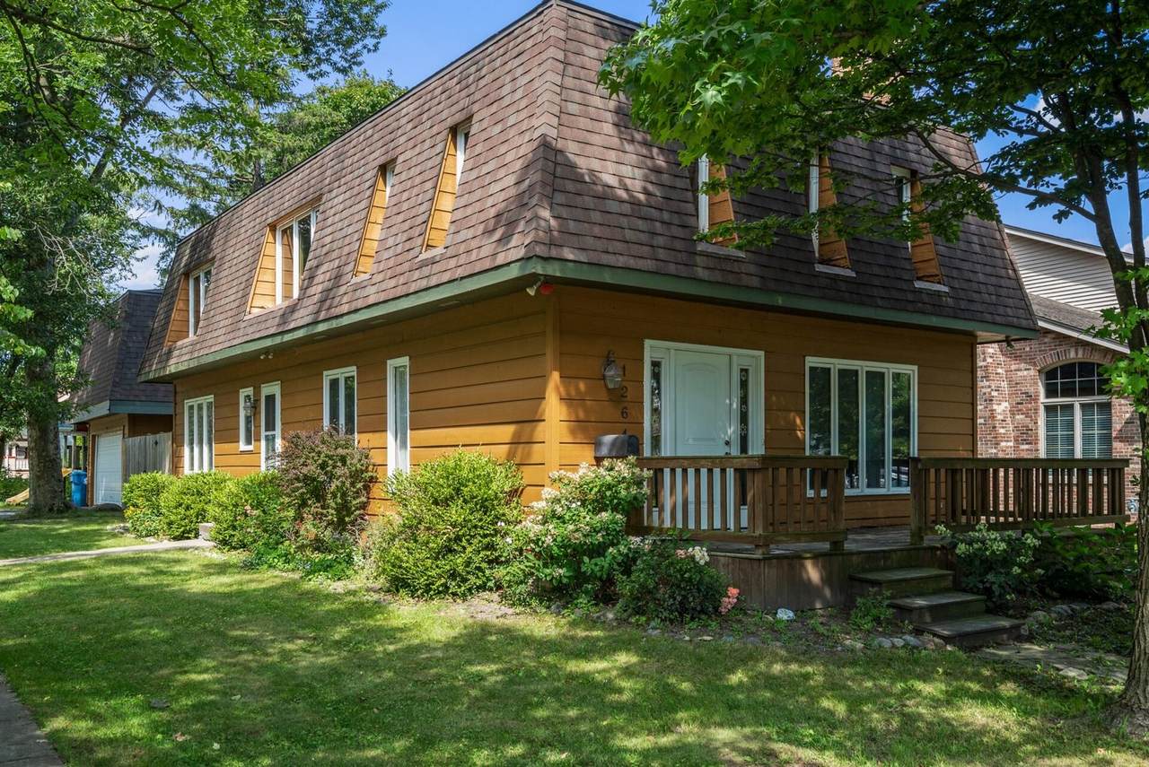 1264 Columbia Street - Photo 1