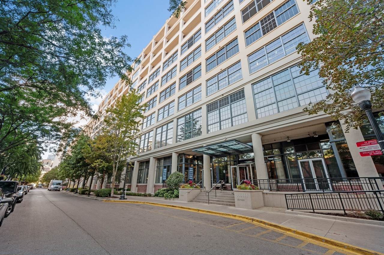 900 Kingsbury Street - Photo 1