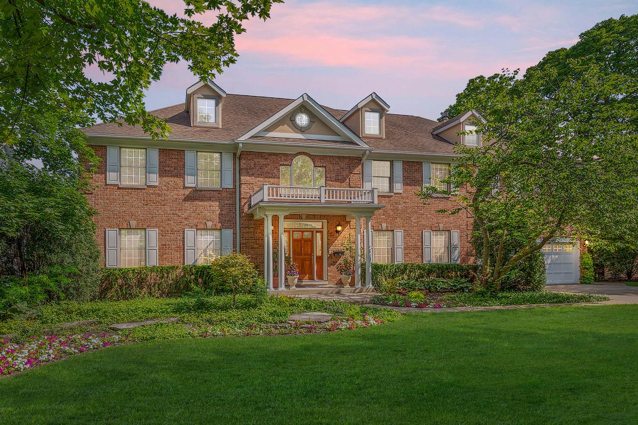 910 Golfview Road - Photo 1