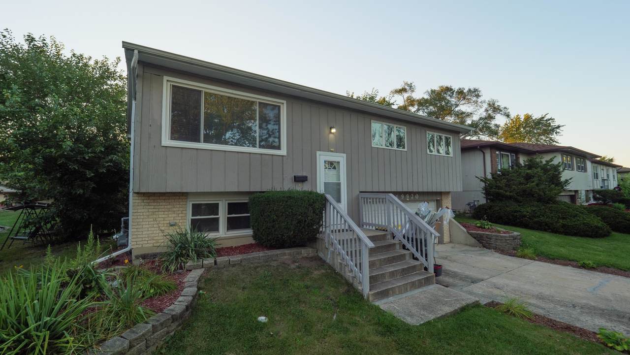 19920 Monterey Avenue - Photo 1
