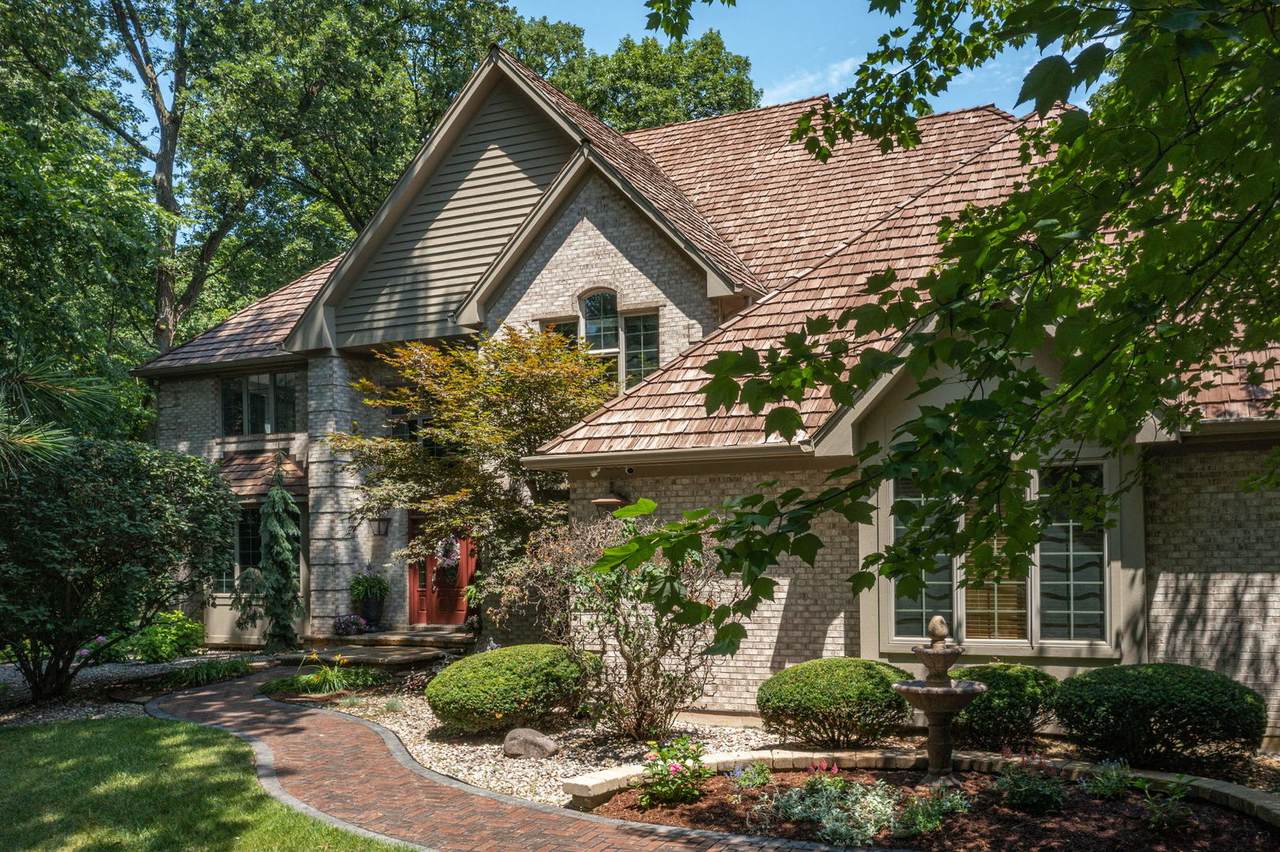 25 Winding Creek Road - Photo 1