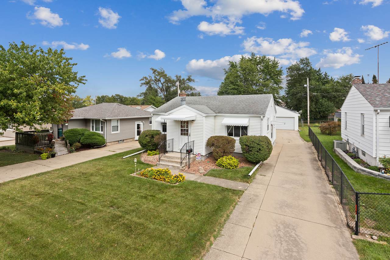 1818 Nicholson Street - Photo 1