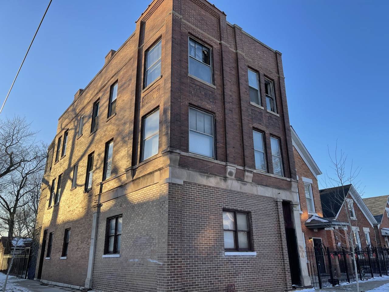 2858 Saint Louis Avenue - Photo 1