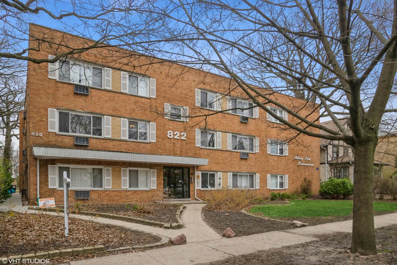 820 Seward Street - Photo 1