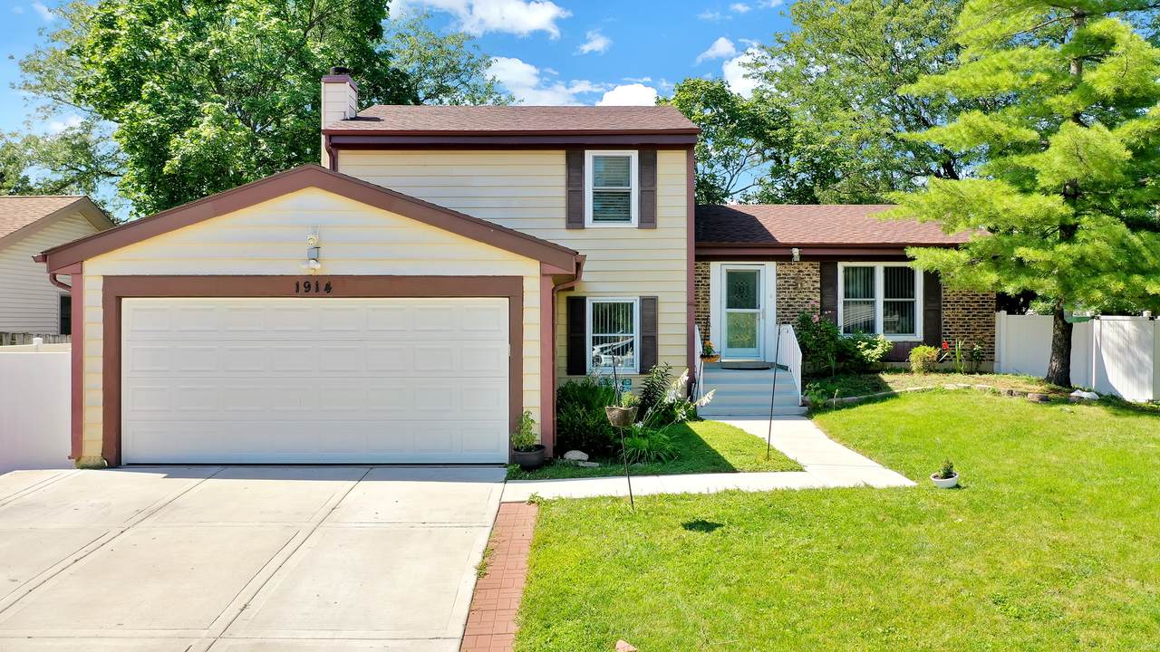 1914 Aspen Lane - Photo 1