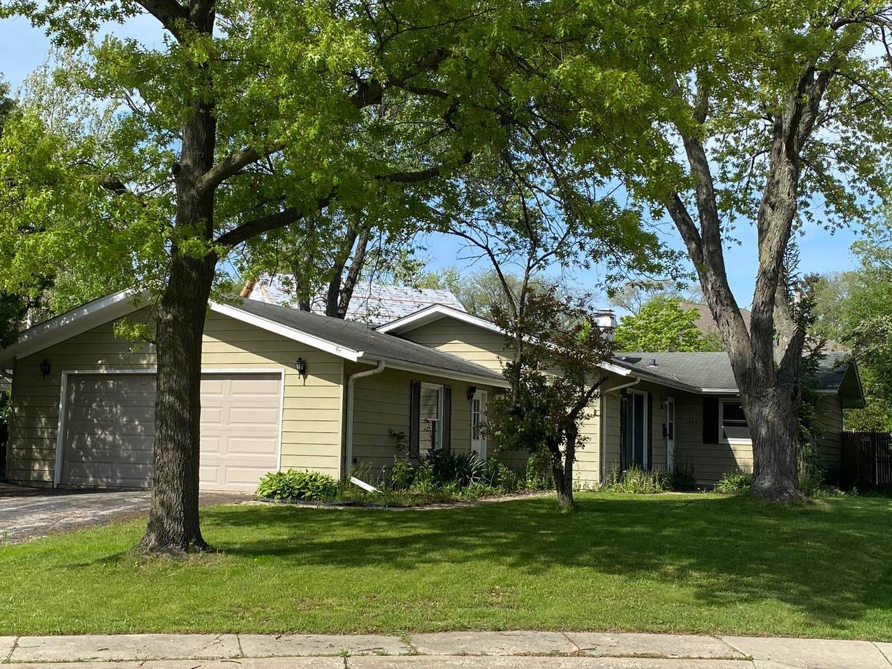 1223 Parkside Lane - Photo 1